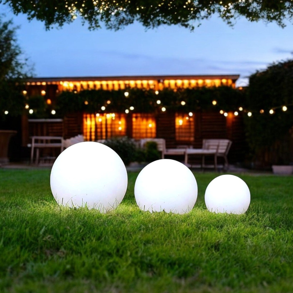 Utomhus solcell LED ljuskulor – vit – 3-pack